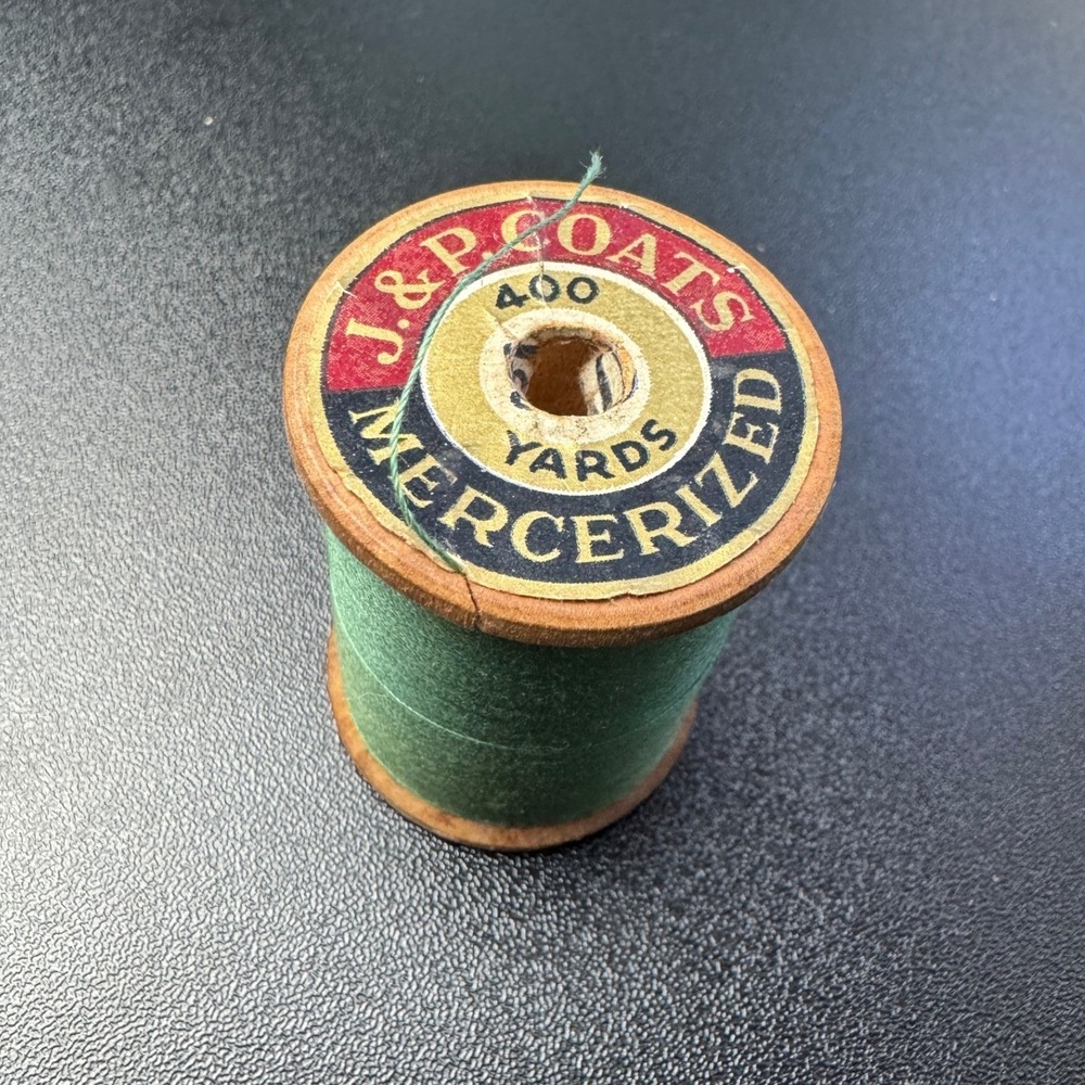 Vintage‎ J&P Coats Green Mercerized Cotton Thread 400 Yards Wood Spool Size 60